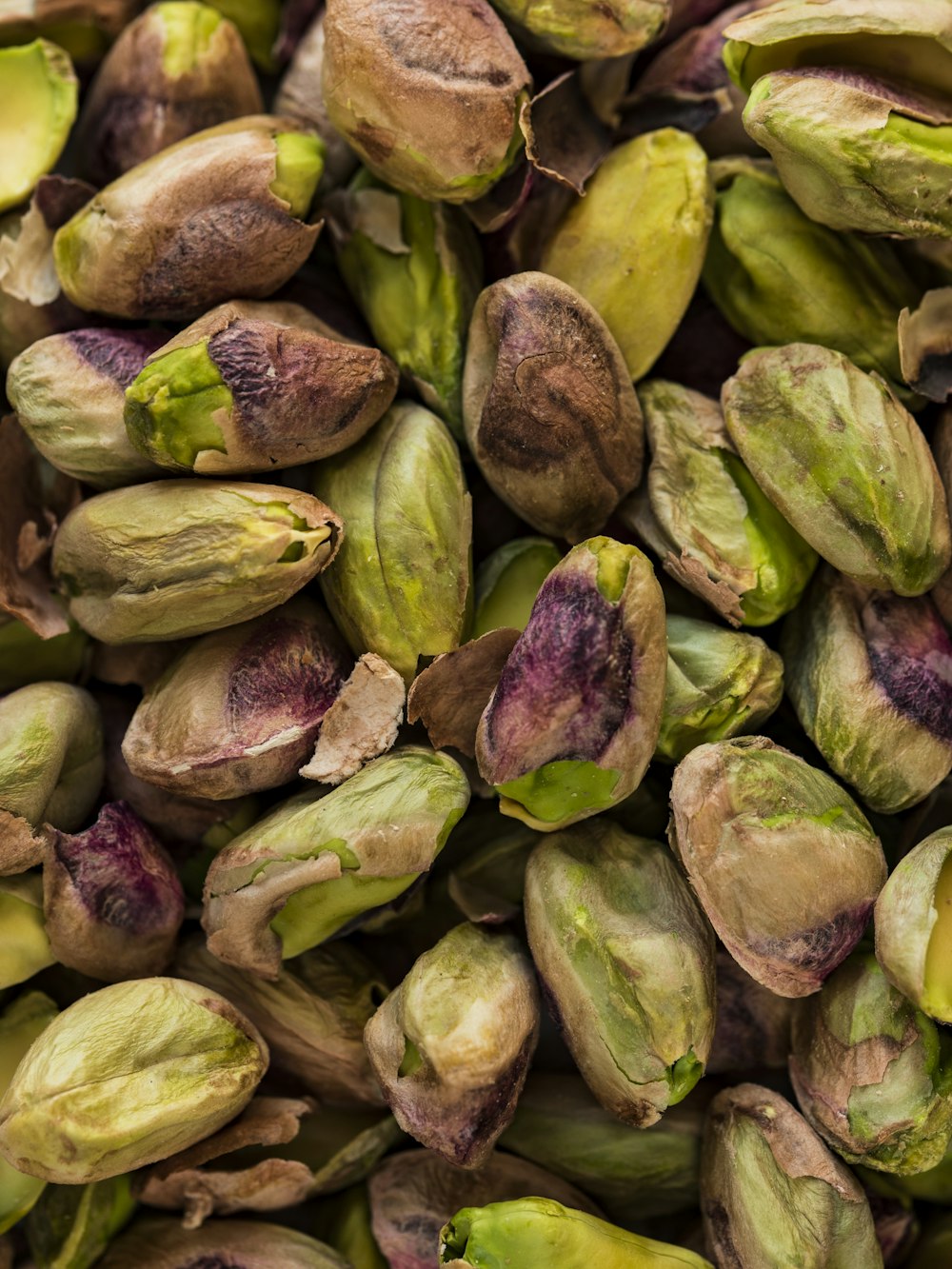 Turkish and Californian pistachios